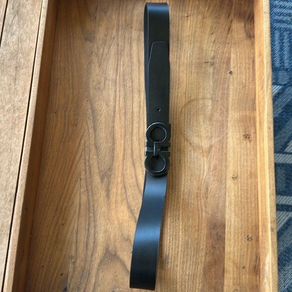 Salvatore Fareagamo Black Leather Men’s Belt 48W - Picture 3 of 8